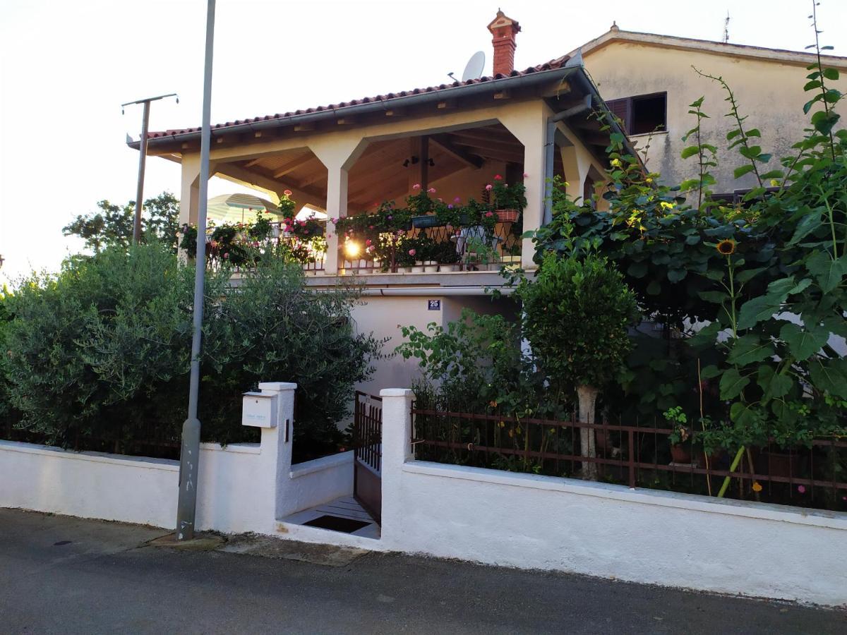 פורץ Apartments Gabriela מראה חיצוני תמונה