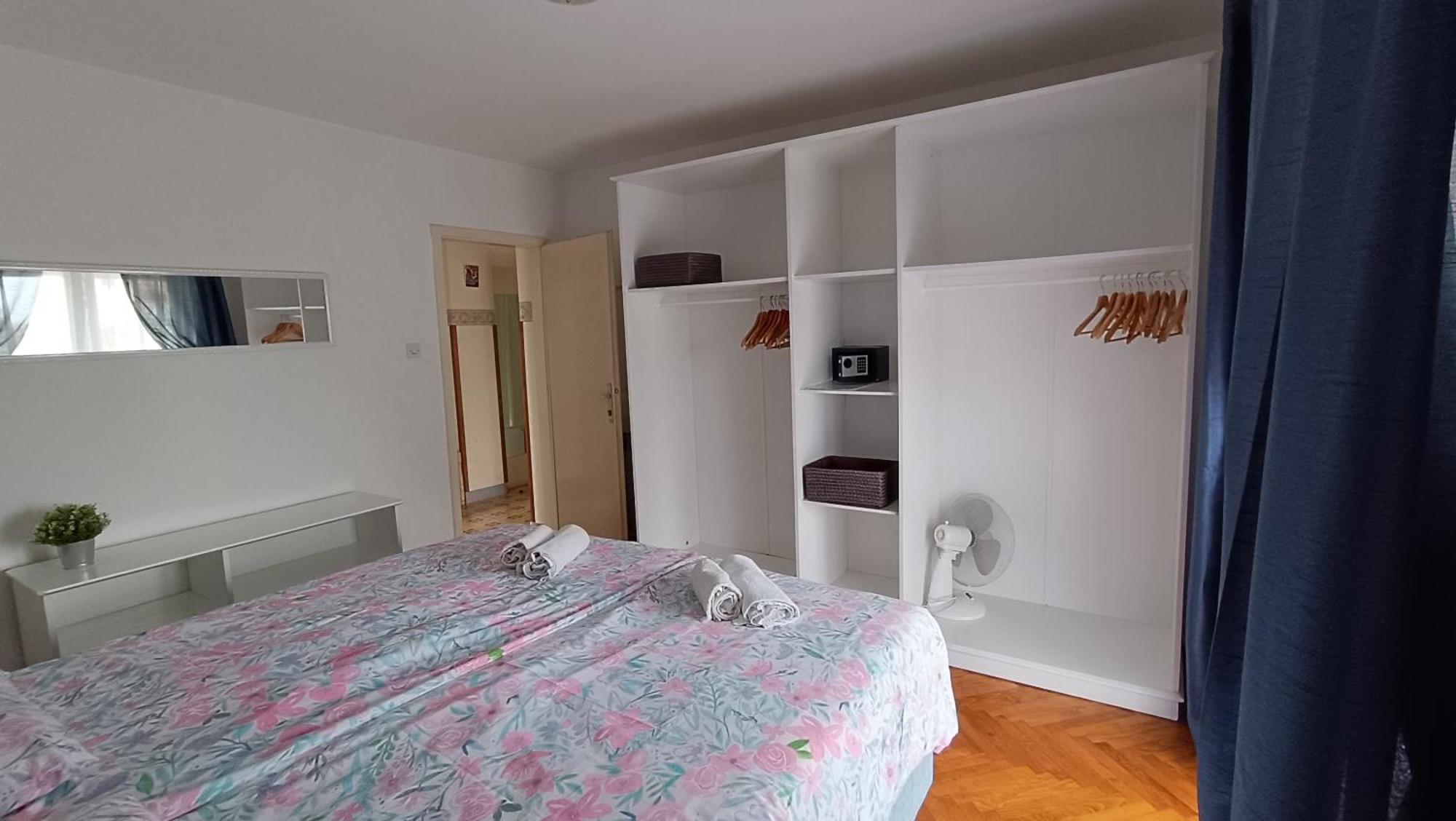 פורץ Apartments Gabriela מראה חיצוני תמונה